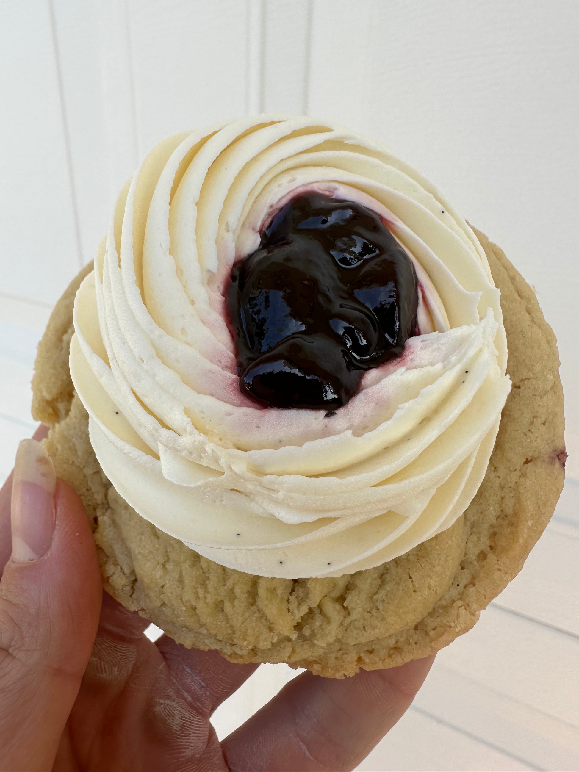 Blackberry Vanilla Bean Cookie - Mcks' Cupcakes in South Florida